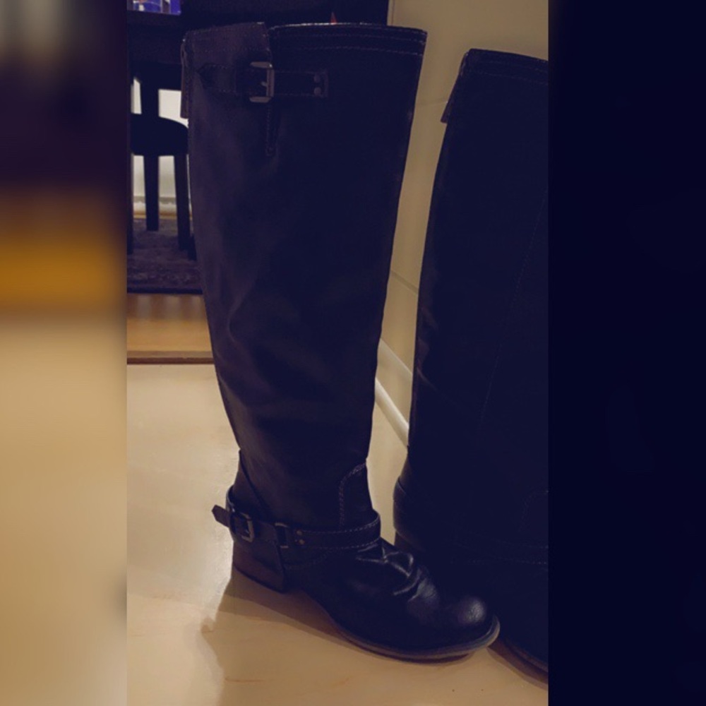 Breckelle’s Black Knee High Boots